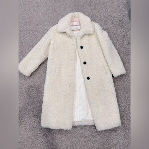 Zara Coats